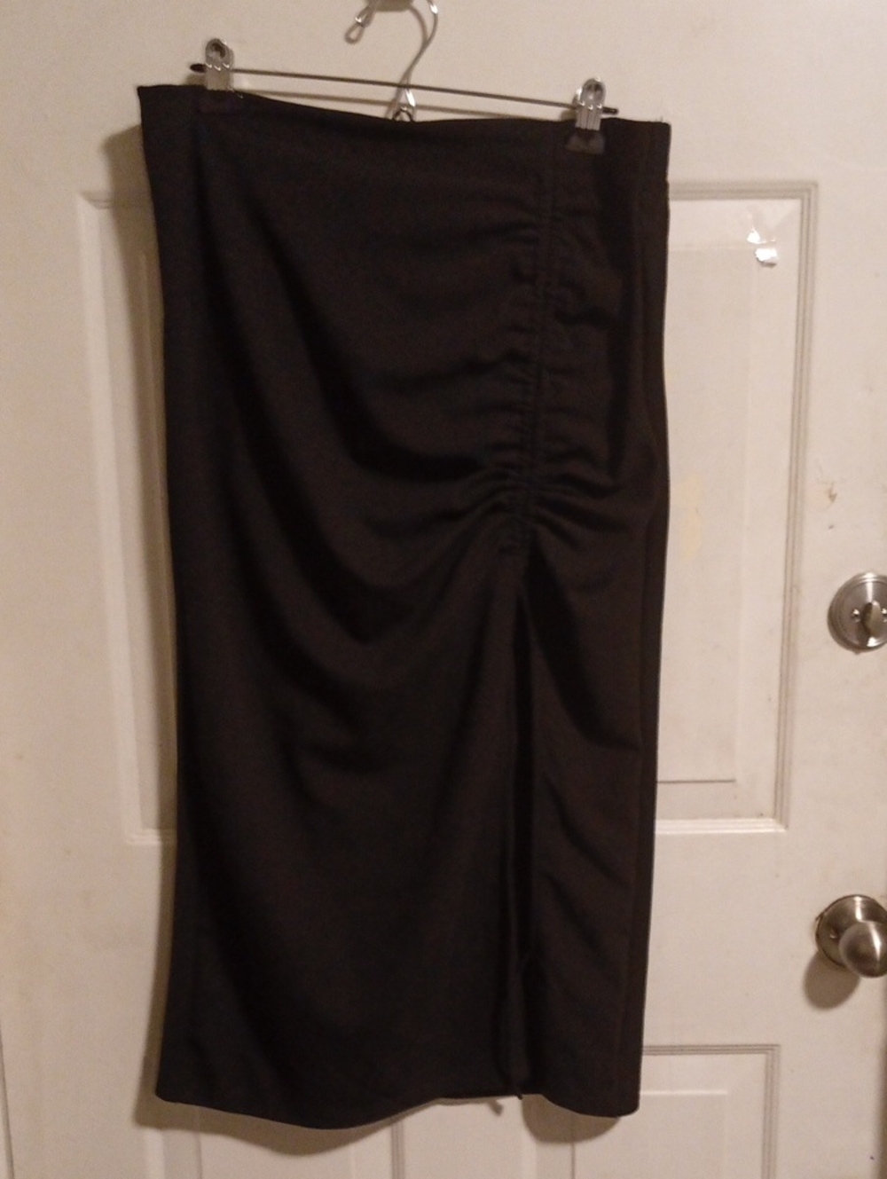 SHEIN Black Ruched Side Midi Skirt